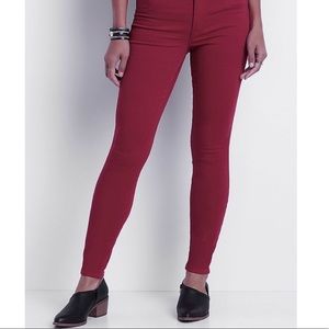 Maurices Mid-Rise Cropped Jeggings in Cranberry